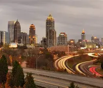 关于亚特兰大训练开放日，今夜复出首秀引欢呼，欧联在即，身体对抗强度拉满的信息