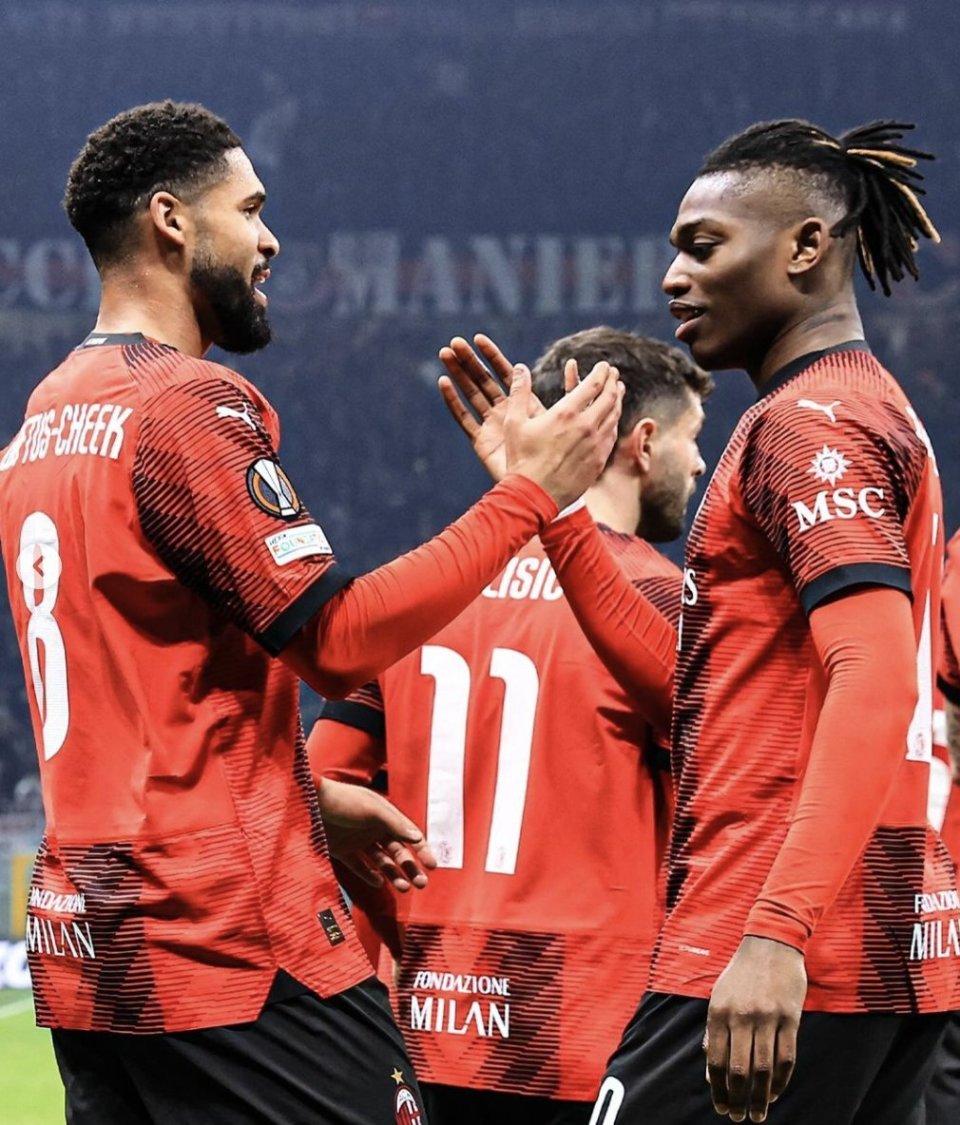 九游网页版登录入口-关于里程碑夜AC米兰完成体检；NBA常规赛转会期刷纪录；气氛紧张；临场指挥获称赞的信息