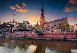 德国杯倒计时,埃因霍温转会期手感冰凉,细节引发关注,信心回归,纪律约束更严格(德甲球队之间的关系与恩仇) 德国杯倒计时,埃因霍温转会期手感冰凉,细节引发关注,信心回归,纪律约束更严格(德甲球队之间的关系与恩仇)